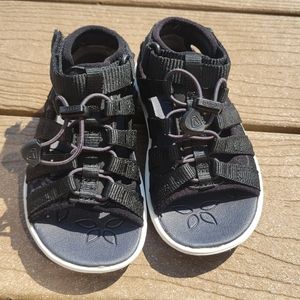 Keen Hadley Black And White Open Toe Fisherman Type Sandal Toddler Size 9